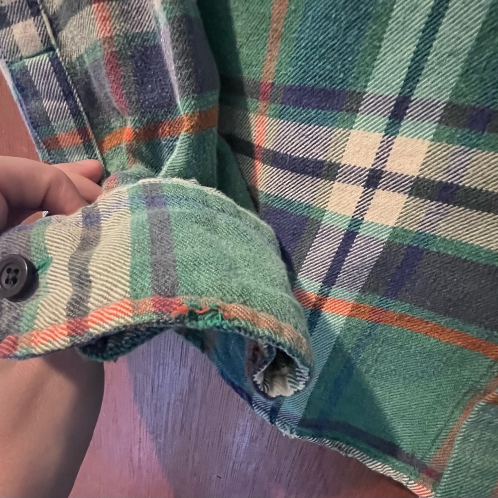 Abercrombie & Fitch Plaid Flannel Button Up ASO on Jessica Simpson - Picture 10 of 16